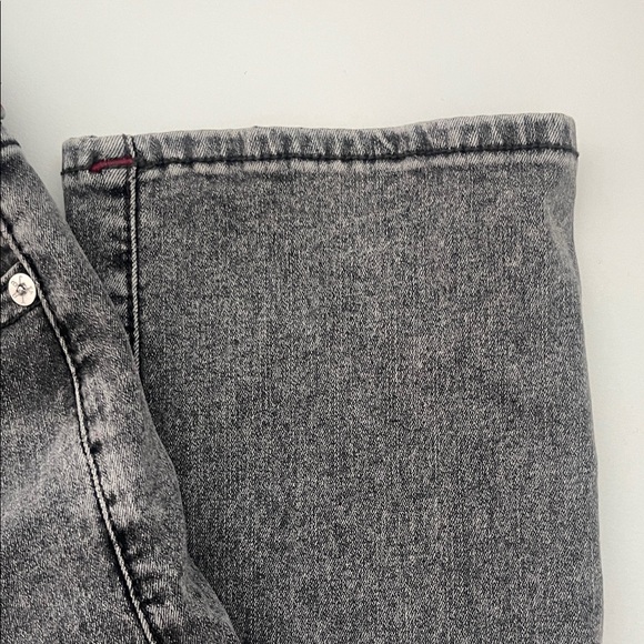 True Religion Mens Black Jeans with Red Stitching - Picture 6 of 6